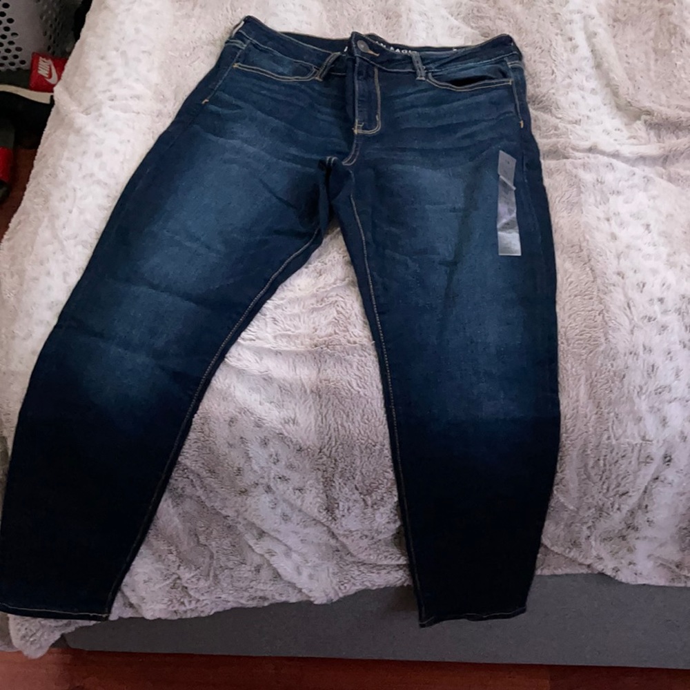 Brand new. Never worn. Size 16, Mid-Rise jegging.